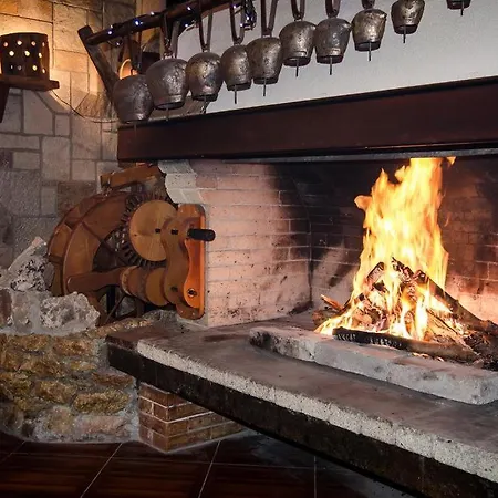 Апартамент Жана В Лъки Комплекс * Ezerovo (Smolyan)